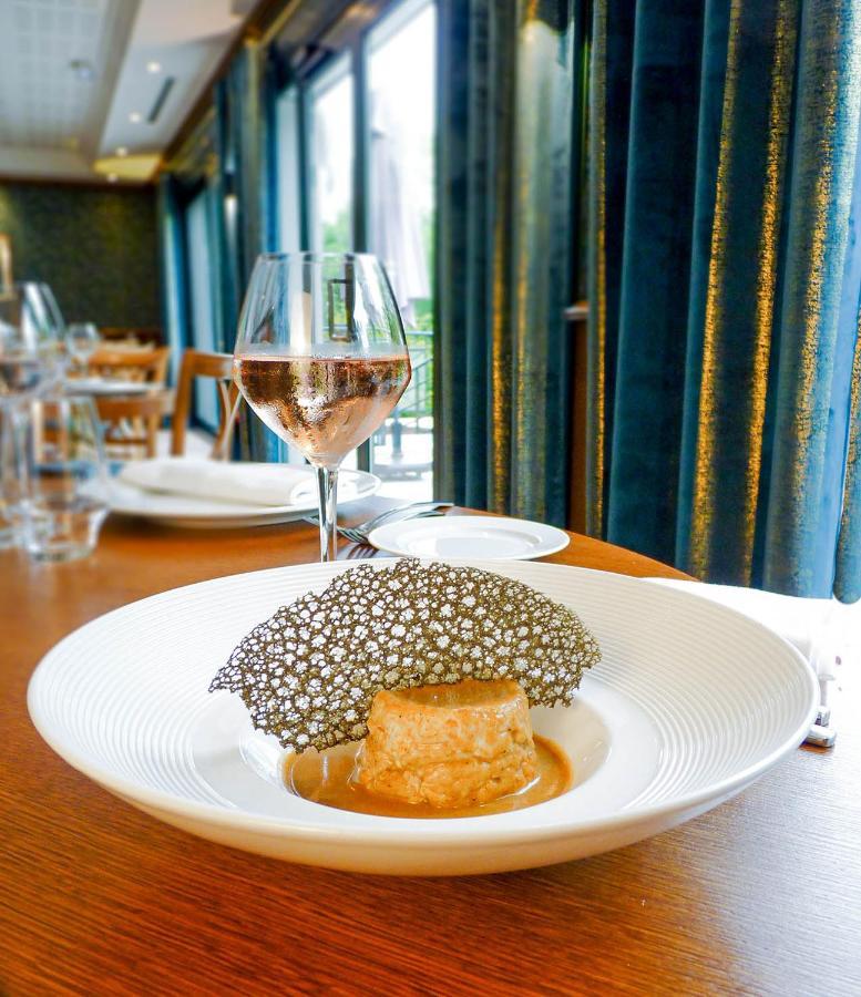 Logis Hotel - Restaurant Le Tulipier Vienne-le-Chateau Экстерьер фото