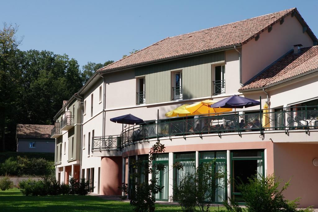 Logis Hotel - Restaurant Le Tulipier Vienne-le-Chateau Номер фото